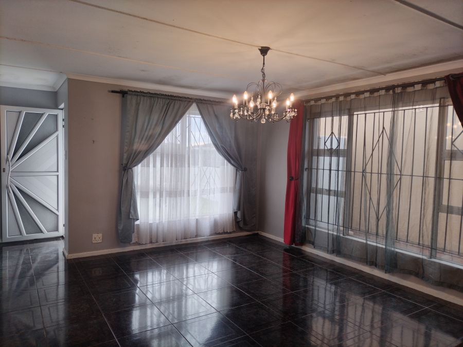 To Let 3 Bedroom Property for Rent in Bell Glen Western Cape